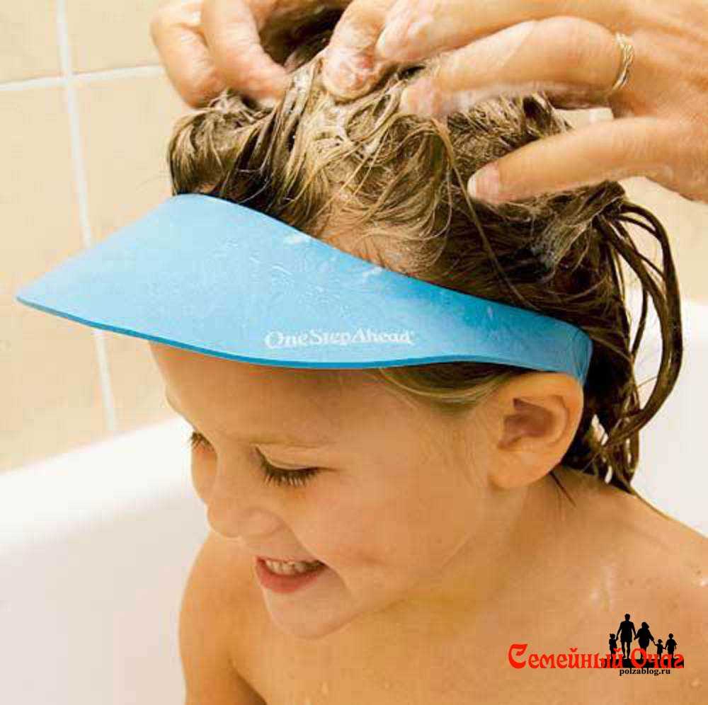 Советы о том, как правильно мыть голову ребенку - все про шампунь и уход за волосами