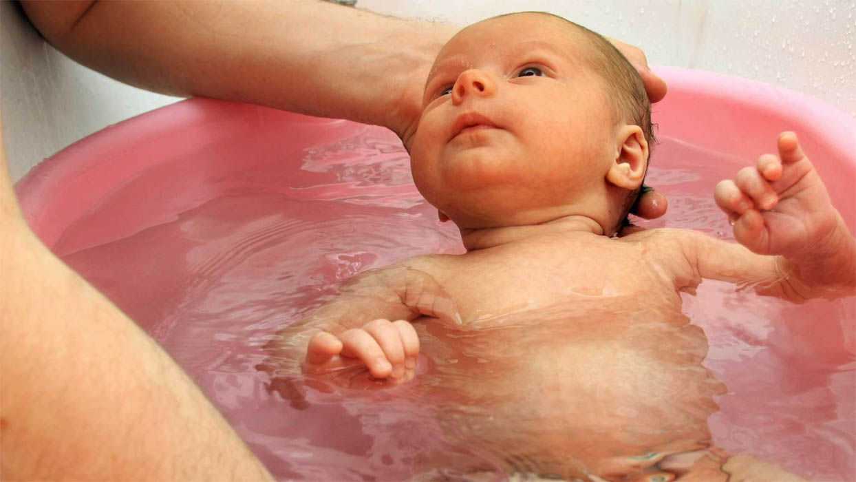 Какие травы можно использовать при купании новорожденных детей