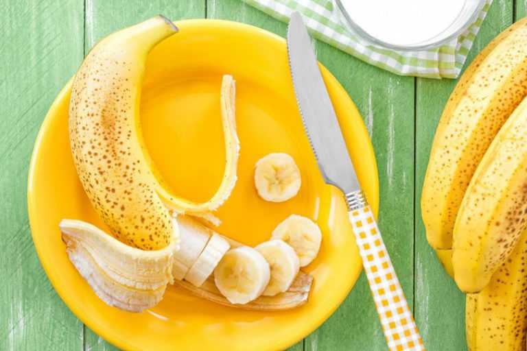 Бананы при беременности (11 фото): можно ли есть фрукт беременным? польза и вред употребления бананов на ранних и поздних сроках