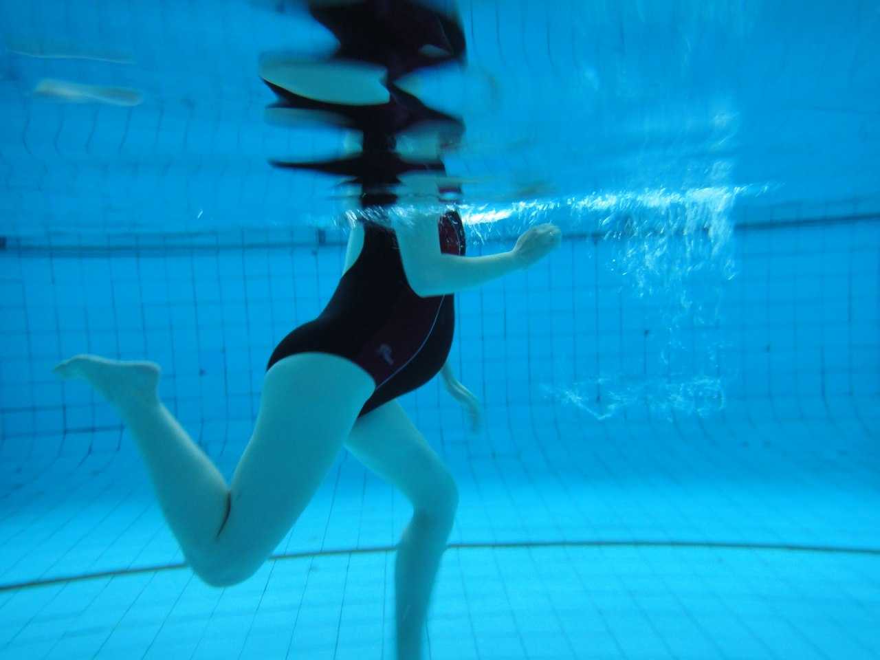 Занятия плаванием во время беременности